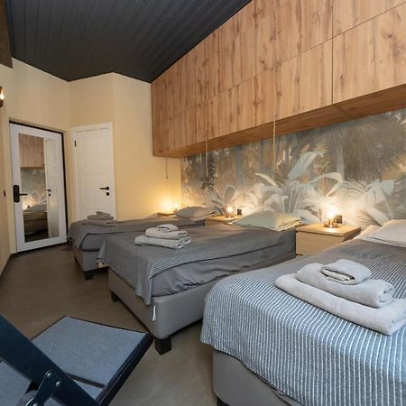 Apart Hotel On Zoloti Vorota Kijev Kültér fotó