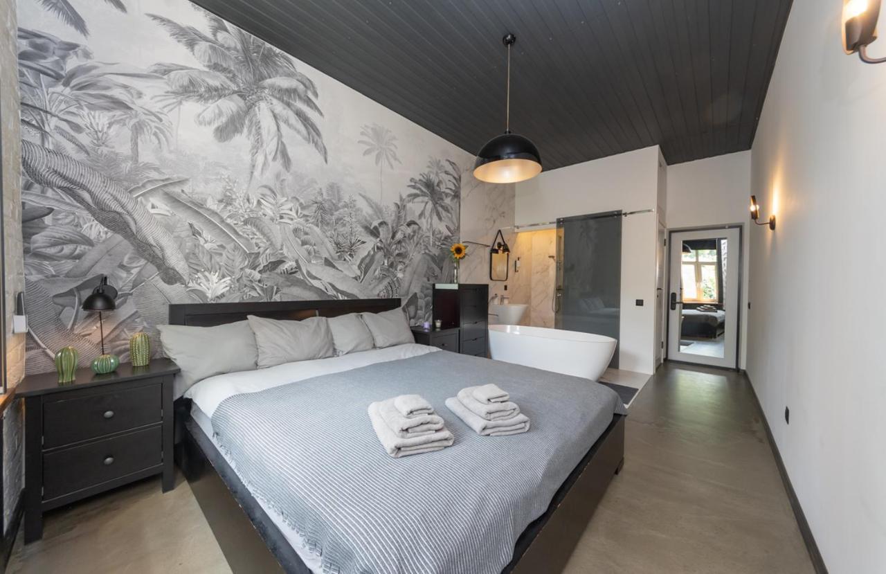 Apart Hotel On Zoloti Vorota Kijev Kültér fotó
