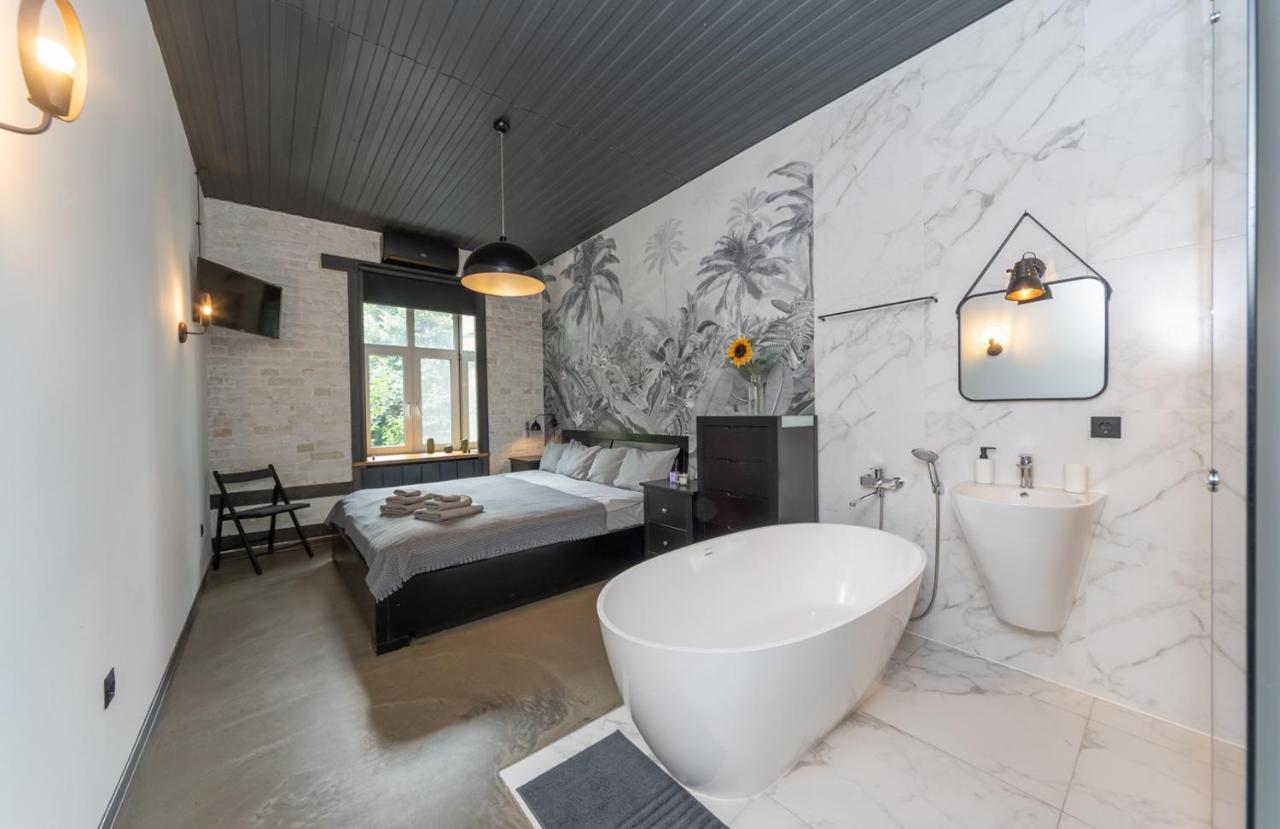 Apart Hotel On Zoloti Vorota Kijev Kültér fotó