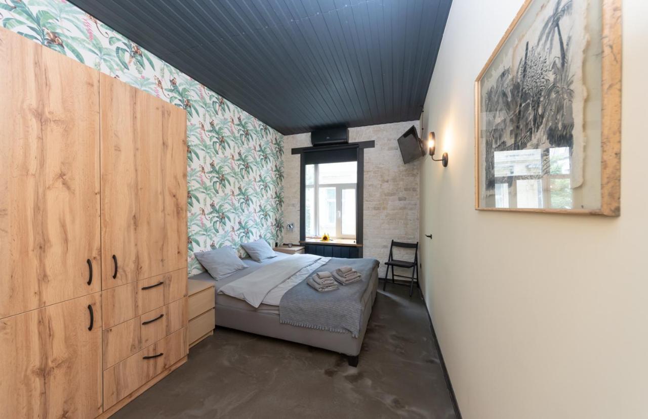 Apart Hotel On Zoloti Vorota Kijev Kültér fotó